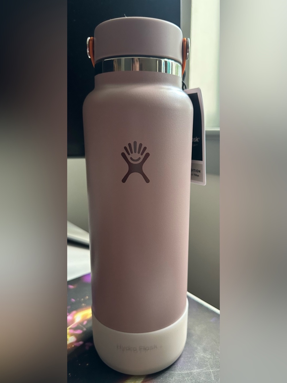Hydro Flask 40 Oz Limited Edition Bottle in Mocha BNWT